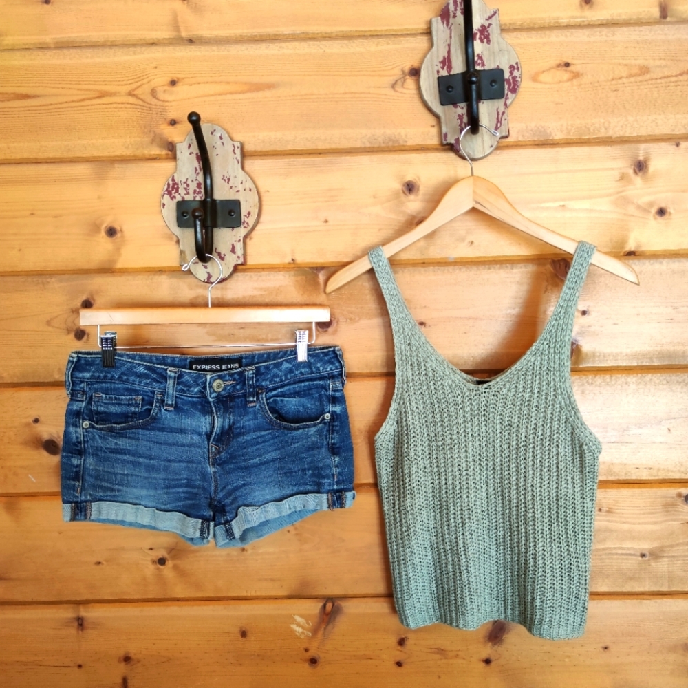 Outfit 💜 Moon Madison Top Express Jeans Shorts‎
